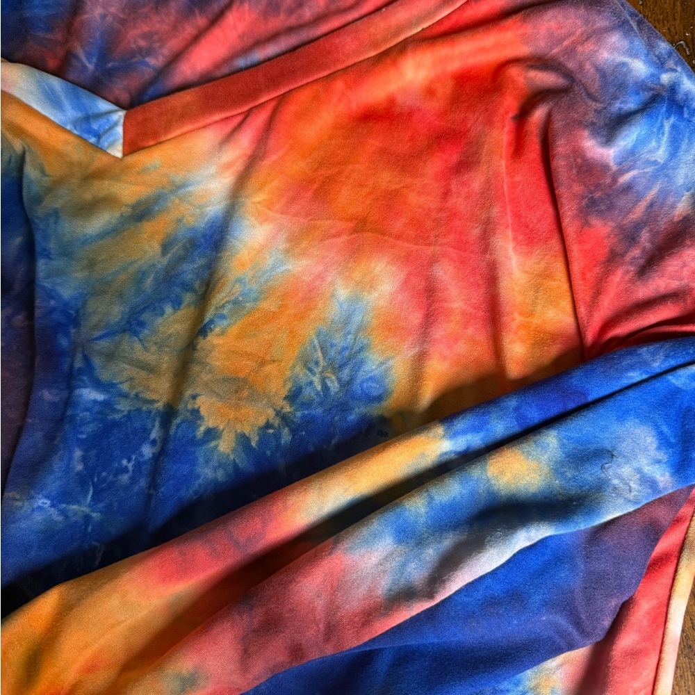NWOT‎ Boutique Colorful Tie-Dye V-Neck 3/4 sleeve Top L